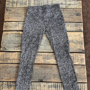 Bar III Black and White Herringbone Leggings